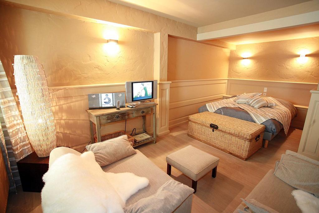 Residentie De Laurier 호텔 크노케-하이스트 외부 사진